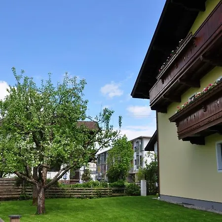 Haus Leo *