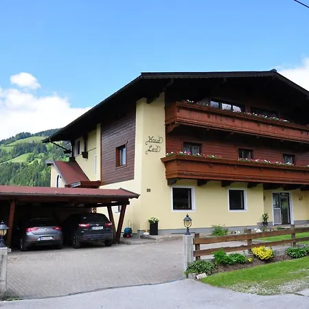 Homestay Haus Leo Westendorf